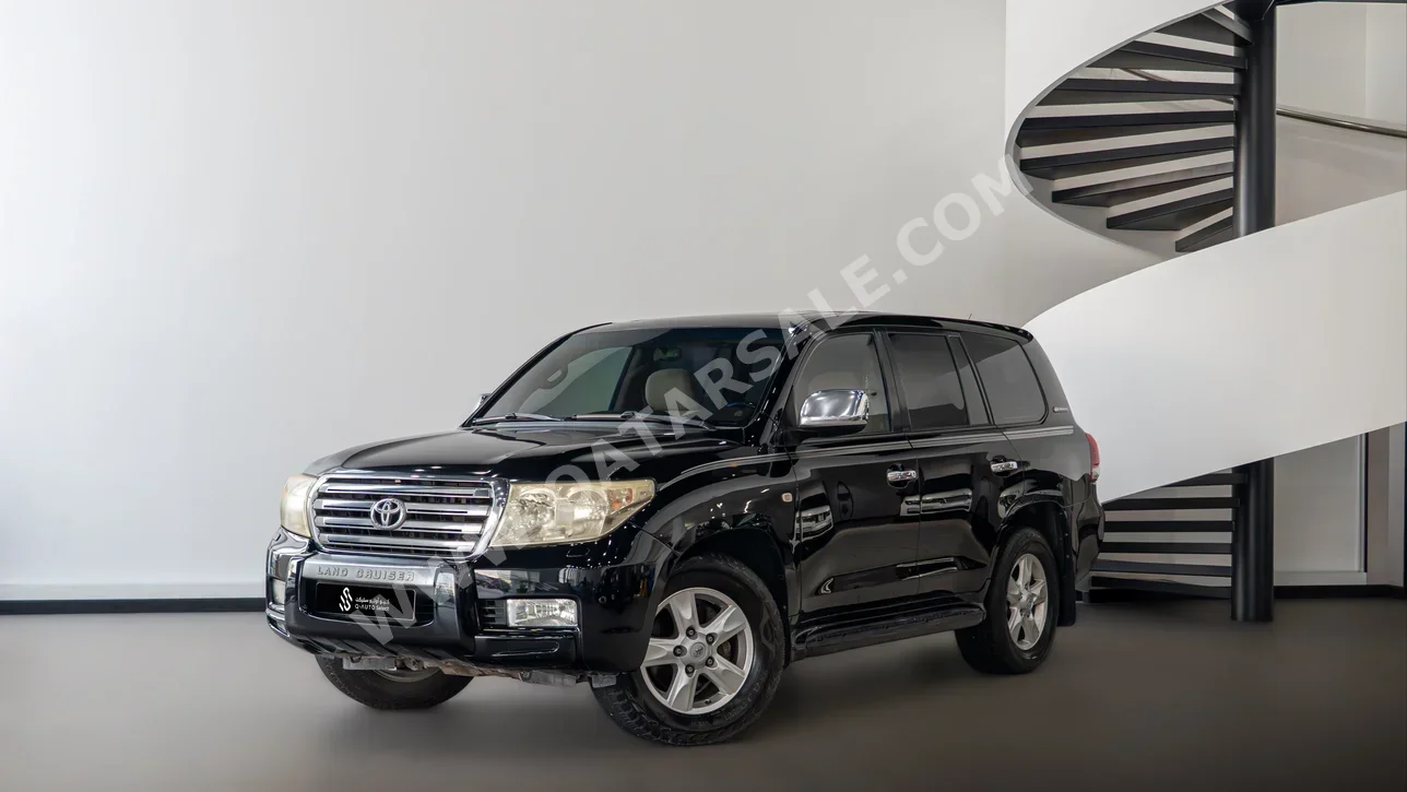 تويوتا  لاند كروزر  في اكس ار  2008  اوتوماتيك  400,000 كم  8 سلندر  دفع رباعي  اس يو في  أسود
