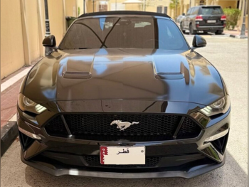 Ford  Mustang  GT  2021  Automatic  43,000 Km  8 Cylinder  Rear Wheel Drive (RWD)  Convertible  Black  With Warranty