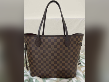 حقيبة توتي  - لويس فيتون  - بنى  - جلد اصلي  - نسائي