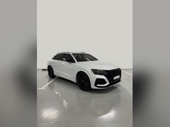 Audi  Q8  RS  2021  Automatic  73,000 Km  8 Cylinder  Four Wheel Drive (4WD)  SUV  White  With Warranty