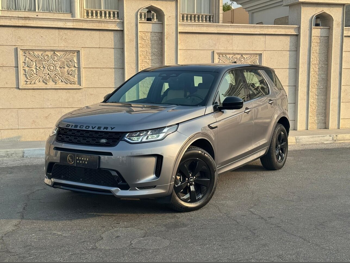 لاند روفر  ديسكفري  سبورت ار داينميك  2021  اوتوماتيك  32,000 كم  4 سلندر  دفع كلي مستمر  اس يو في  رمادي  تحت الضمان