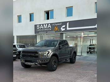 فورد  أف  150 رابتر  2018  اوتوماتيك  186,000 كم  8 سلندر  دفع رباعي  بيكب  أسود