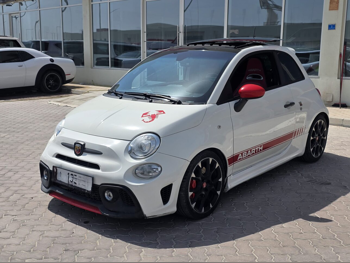 Fiat  595  Abarth  2019  Automatic  112,000 Km  4 Cylinder  Front Wheel Drive (FWD)  Hatchback  White