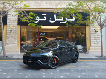 لمبرجيني  اوروس  2020  اوتوماتيك  71,200 كم  8 سلندر  دفع رباعي  اس يو في  أسود  تحت الضمان