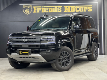 بي واي دي  ليوبيرد 5  الترا 5  2025  اوتوماتيك  0 كم  4 سلندر  دفع رباعي  اس يو في  أسود