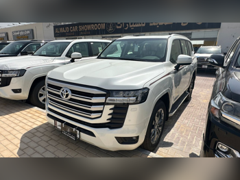 تويوتا  لاند كروزر  جي اكس ار  2025  اوتوماتيك  0 كم  6 سلندر  دفع رباعي  اس يو في  أبيض  تحت الضمان