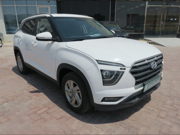 هيونداي  كريتا  2022  اوتوماتيك  110,000 كم  4 سلندر  سحب امامي  اس يو في  أبيض