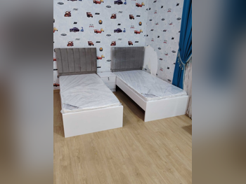 الأسّرة - فردي  - بنى  - متضمنة المرتبة