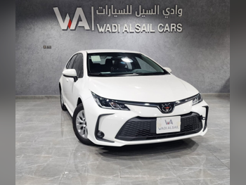 تويوتا  كورولا  2025  اوتوماتيك  0 كم  4 سلندر  سحب امامي  سيدان  أبيض  تحت الضمان