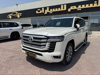 Toyota  Land Cruiser  GXR Twin Turbo  2024  Automatic  6,000 Km  6 Cylinder  Four Wheel Drive (4WD)  SUV  White  With Warranty