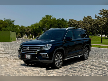 ام جي  ار اكس8  30 تي  2023  اوتوماتيك  39,000 كم  4 سلندر  دفع رباعي  اس يو في  أسود  تحت الضمان