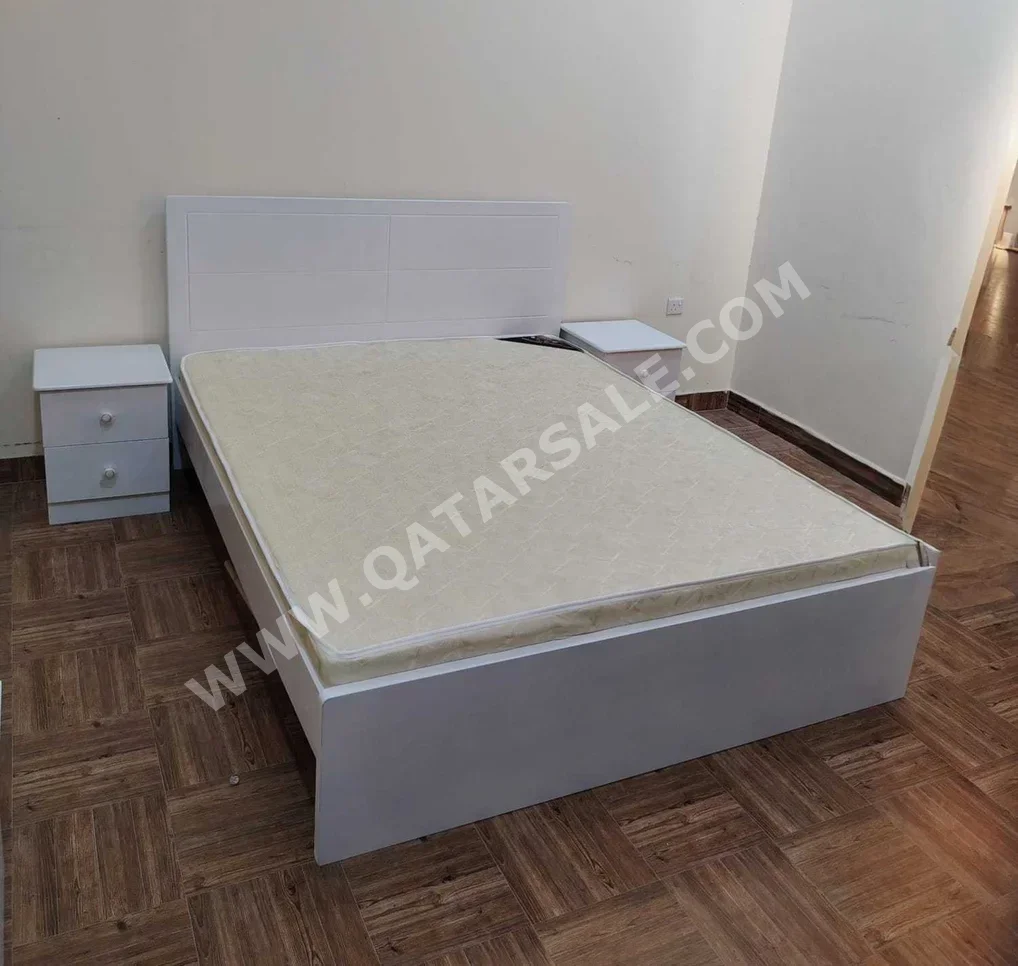 Beds - Queen  - White  - Mattress Included  - With Bedside Table