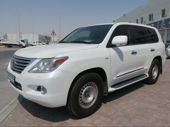 لكزس  ال اكس  570  2011  اوتوماتيك  244,000 كم  8 سلندر  دفع رباعي  اس يو في  أبيض