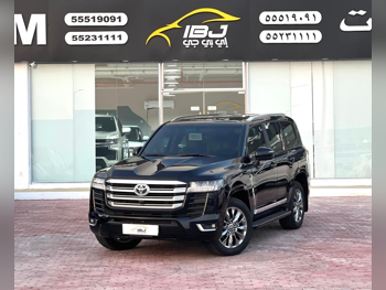 Toyota  Land Cruiser  GXR Twin Turbo  2024  Automatic  17,000 Km  6 Cylinder  Four Wheel Drive (4WD)  SUV  Black  With Warranty