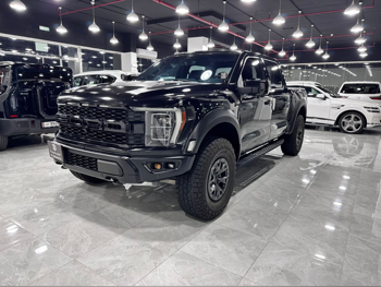 فورد  رابتر  أس في تي  2021  اوتوماتيك  84,000 كم  8 سلندر  دفع رباعي  بيكب  أسود  تحت الضمان