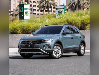 Volkswagen  T-Roc  Style  2023  Automatic  19,000 Km  4 Cylinder  All Wheel Drive (AWD)  SUV  Gray  With Warranty