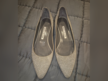 أحذية فضة مقاس 39  نسائي