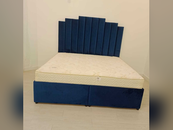 الأسّرة - كينج  - أخضر  - متضمنة المرتبة