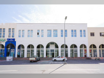 مكاتب تجارية - غير مفروشة  - الوكرة  - بركة العوامر