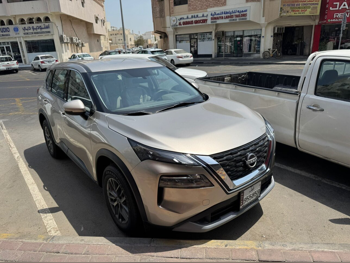 نيسان  إكس - ترايل  6 سلندر  إس يو في 2 في 4  برونزي  2024