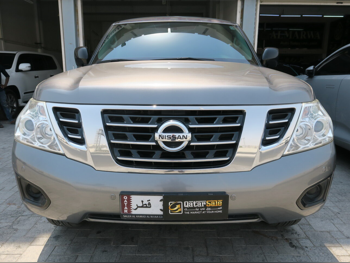 Nissan  Patrol  XE  2019  Automatic  222,000 Km  6 Cylinder  Four Wheel Drive (4WD)  SUV  Gray