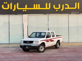 نيسان  بيك أب  2005  عادي  20,000 كم  4 سلندر  دفع خلفي  بيكب  أبيض