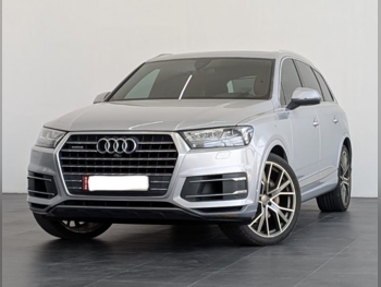 اودي  كيو 7  45  تي اف اس اي كواترو  2018  اوتوماتيك  109,520 كم  6 سلندر  دفع كلي مستمر  اس يو في  فضي