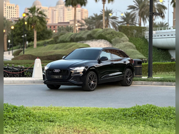 اودي  كيو 8  اس لاين  2020  اوتوماتيك  77,000 كم  6 سلندر  دفع كلي مستمر  اس يو في  أسود