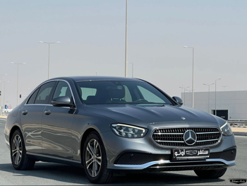 مرسيدس - بنز  اي - كلاس  200  2023  اوتوماتيك  58,000 كم  4 سلندر  دفع خلفي  سيدان  رمادي  تحت الضمان