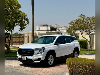 GMC  Terrain  SLE  2022  Automatic  29,000 Km  4 Cylinder  Four Wheel Drive (4WD)  SUV  White