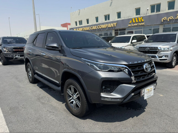 Toyota  Fortuner  2023  Automatic  29,000 Km  6 Cylinder  Four Wheel Drive (4WD)  SUV  Gray  With Warranty