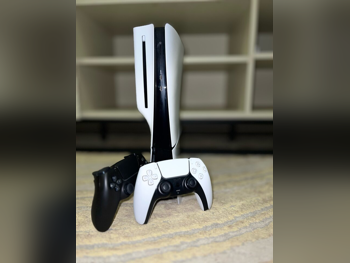 اجهزة العاب الفديو - سوني  - بلاي ستيشن 5 ديسك  - 1 تيرابايت  -تشمل أجهز تحكم: 2
