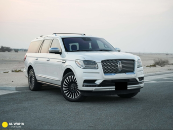 Lincoln  Navigator  2019  Automatic  129,000 Km  6 Cylinder  Four Wheel Drive (4WD)  SUV  White