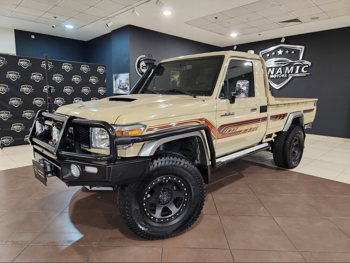 تويوتا  لاند كروزر  ال اكس  2019  اوتوماتيك  53,000 كم  8 سلندر  دفع رباعي  بيكب  بيج