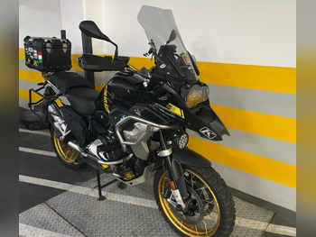 BMW  GS 1250 Triple Black -  2022 - Color Black -  Warranty