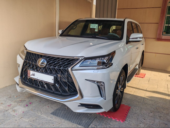 Lexus  LX  570 S  2020  Automatic  0 Km  8 Cylinder  Four Wheel Drive (4WD)  SUV  White