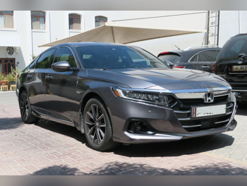 Honda  Accord  2022  Automatic  51,000 Km  4 Cylinder  Front Wheel Drive (FWD)  Sedan  Gray