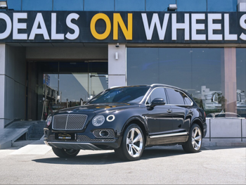 بنتلي  بينتايجا  2017  اوتوماتيك  86,000 كم  12 سلندر  دفع كلي مستمر  اس يو في  أسود