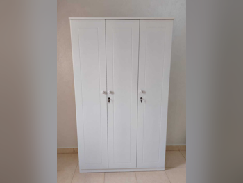 خزائن ودواليب الملابس والزينة - دوحة فيرنيتشر  - خزائن  - أبيض