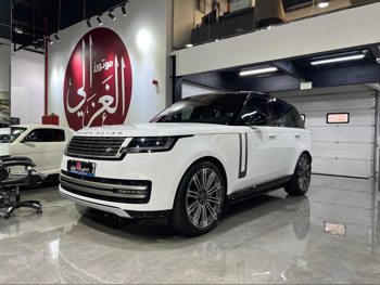 لاند روفر  رنج روفر  فوج اتش اس اي  2023  اوتوماتيك  35,000 كم  8 سلندر  دفع رباعي  اس يو في  أبيض  تحت الضمان