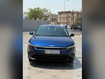 كيا  كي 4  سيدان  ازرق  2026