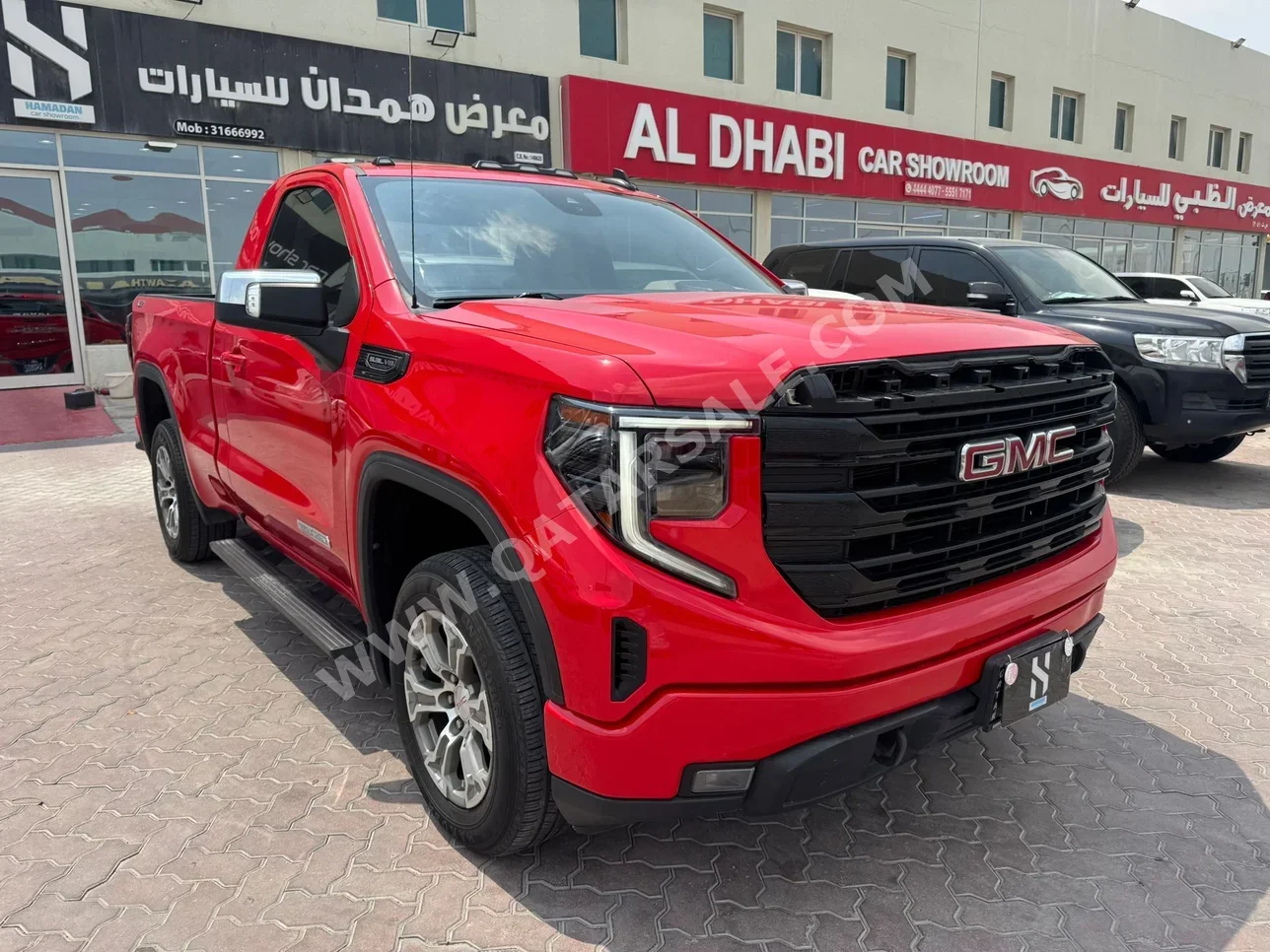 GMC  Sierra  Elevation  2023  Automatic  130,000 Km  8 Cylinder  Four Wheel Drive (4WD)  Pick Up  Red