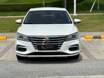 ام جي  5  2023  اوتوماتيك  92,000 كم  4 سلندر  سحب امامي  سيدان  أبيض  تحت الضمان