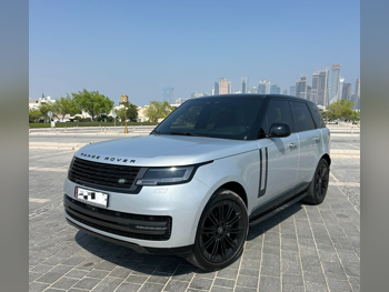 لاند روفر  رنج روفر  فوج اتش اس اي  2024  اوتوماتيك  13,000 كم  6 سلندر  دفع رباعي  اس يو في  فضي  تحت الضمان