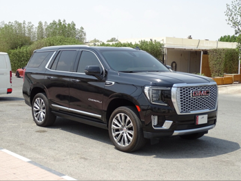 جي ام سي  يوكون  دينالي  2021  اوتوماتيك  122,000 كم  8 سلندر  دفع رباعي  اس يو في  أسود  تحت الضمان