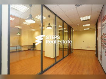 مكاتب تجارية - نصف مفروشة  - الدوحة  - السد