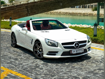 Mercedes-Benz  SL  500  2015  Automatic  80,000 Km  8 Cylinder  Rear Wheel Drive (RWD)  Convertible  White