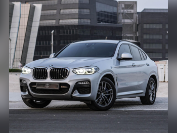 بي ام دبليو  الفئة - اكس  اكس 4  2019  اوتوماتيك  70,000 كم  4 سلندر  دفع رباعي  اس يو في  فضي