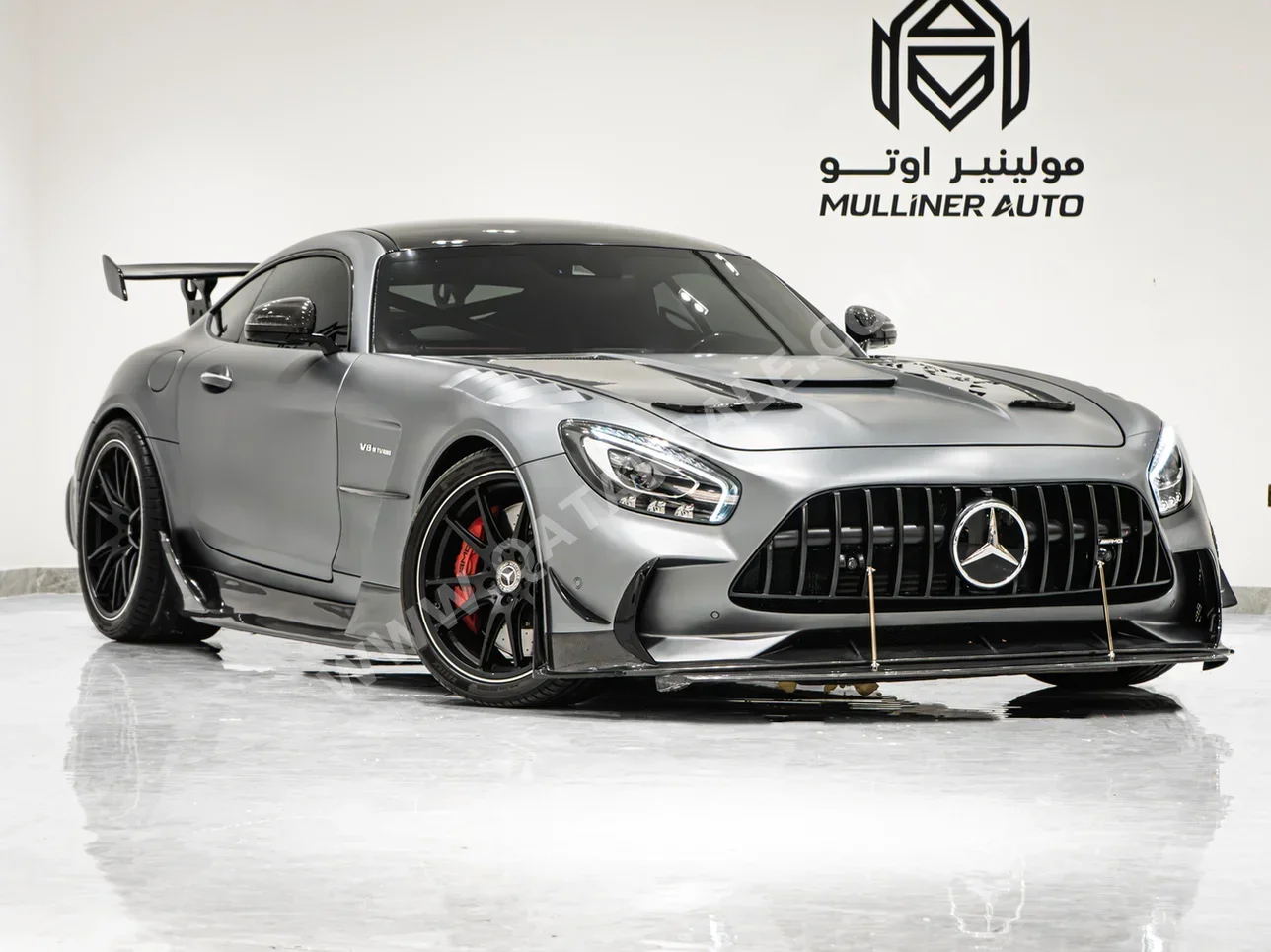 Mercedes-Benz  GT  2017  Automatic  105,000 Km  8 Cylinder  Rear Wheel Drive (RWD)  Coupe / Sport  Silver