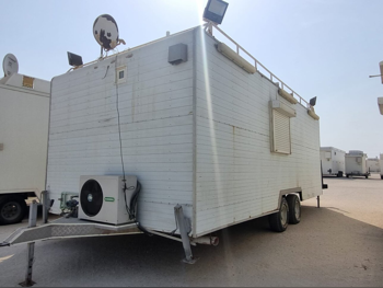 كرفان - أبيض  -صنع في قطر